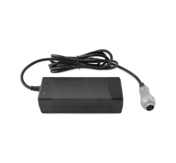 Блок питания 12V/5A-male (4 контакта)